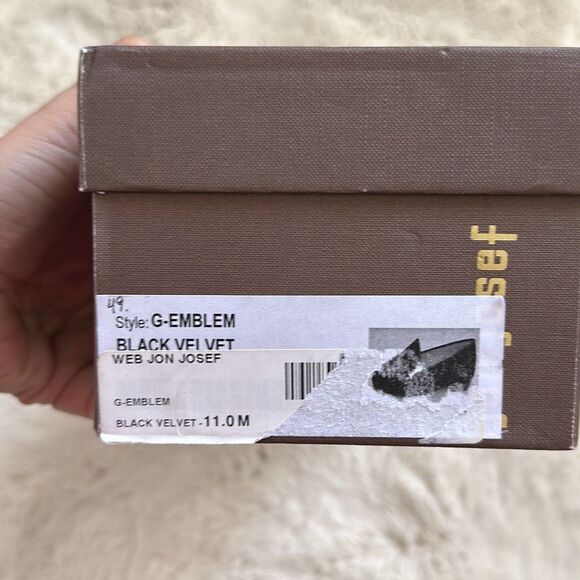 Jon Josef G-Emblem Loafer Anthropologie Black Velvet Size 11 - Picture 4 of 5
